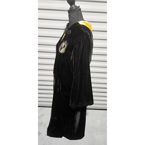 Universal Studios Wizarding World of Harry Potter XL Hufflepuff Robe Costume - Picture 8 of 10